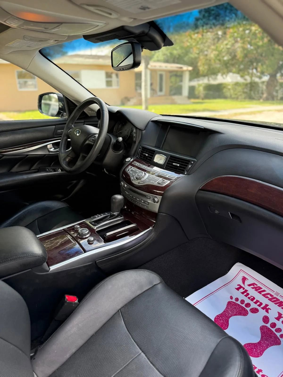 Used 2018 INFINITI Q70 Luxe image 13