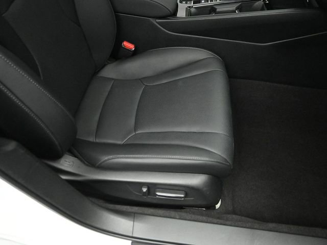 Used 2025 Honda Accord Sport image 32