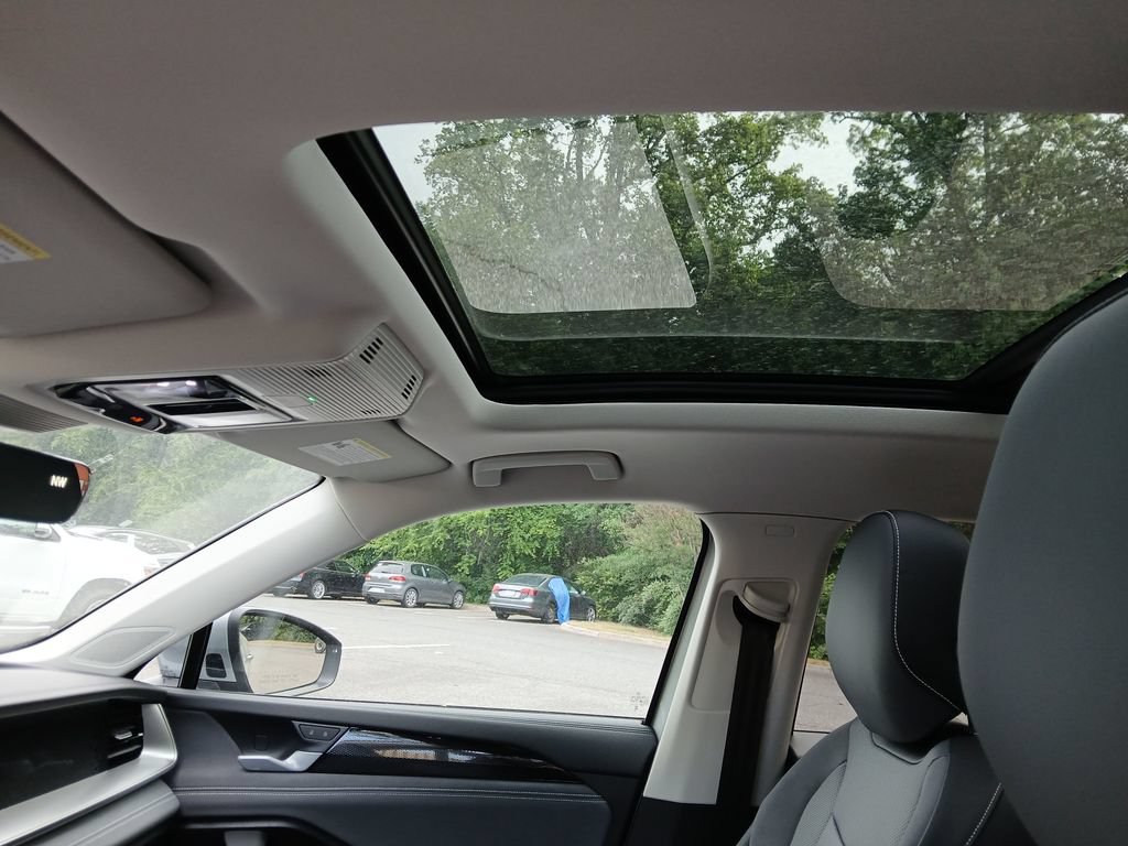 New 2026 Volkswagen Tiguan SE AWD/4WD image 20