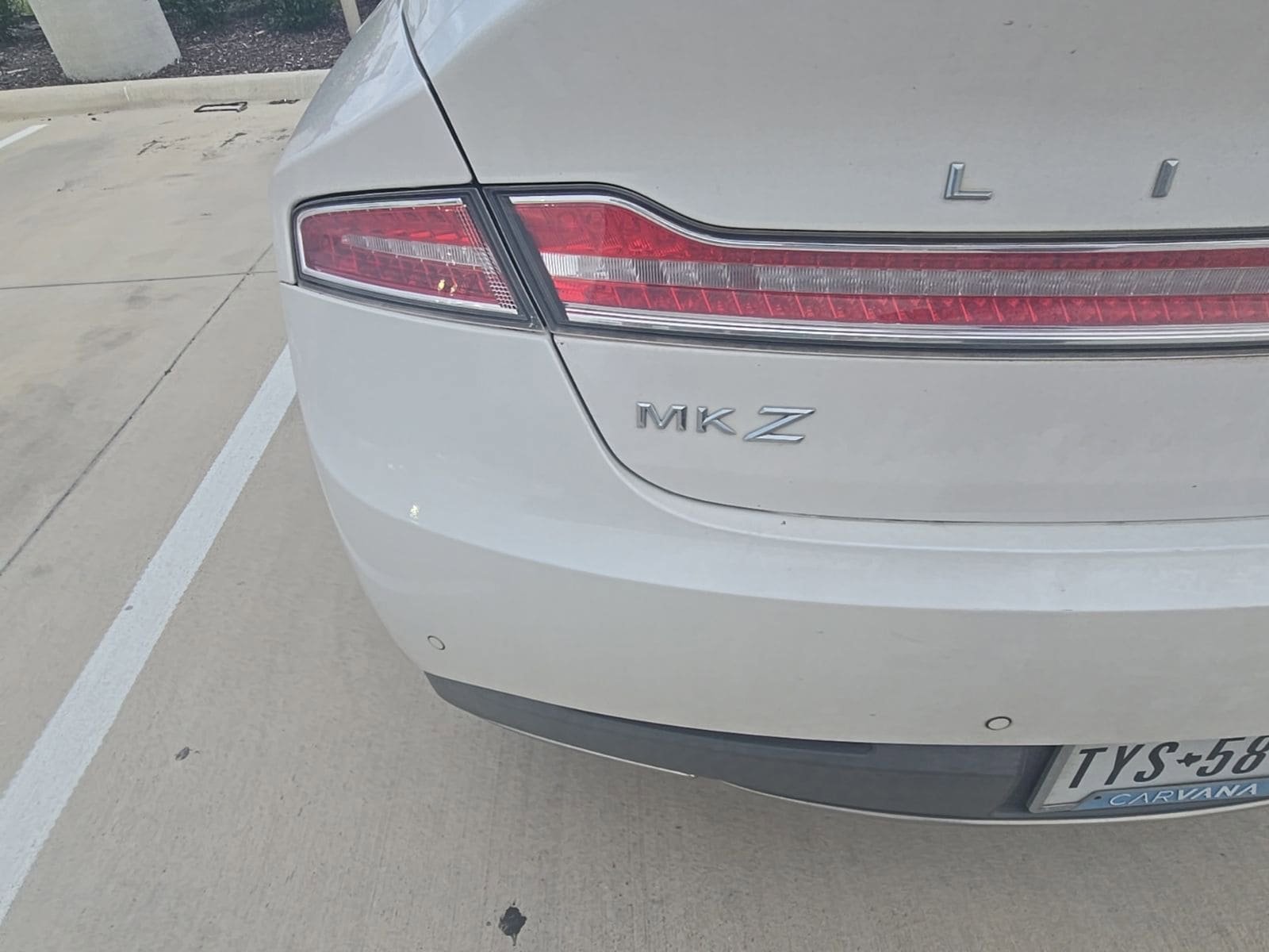 Used 2017 Lincoln MKZ Premiere image 6