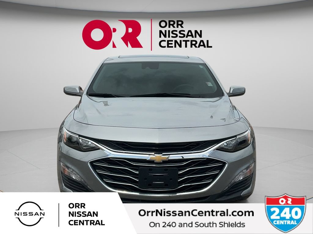 Used 2023 Chevrolet Malibu LT FWD image 2