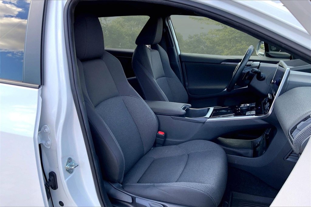 Used 2023 Subaru Solterra AWD image 27