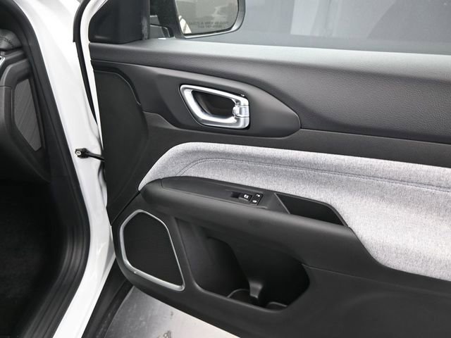 Used 2025 Jeep Compass Sport w/ Mopar Graphics Package AWD/4WD image 11