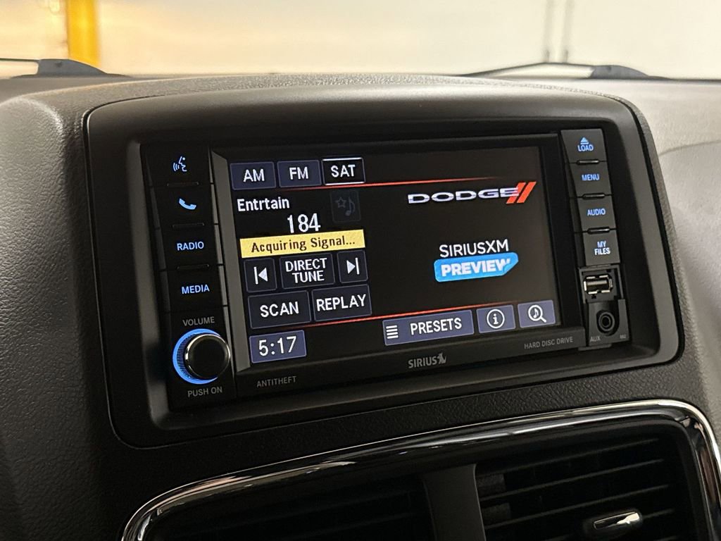 Used 2019 Dodge Grand Caravan SXT FWD image 14