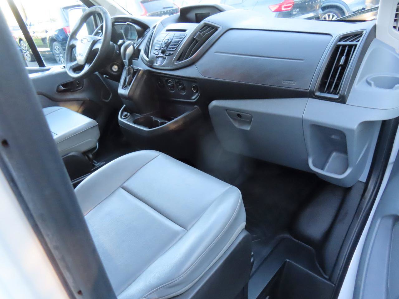 Used 2019 Ford Transit 150 148 Medium Roof RWD image 20
