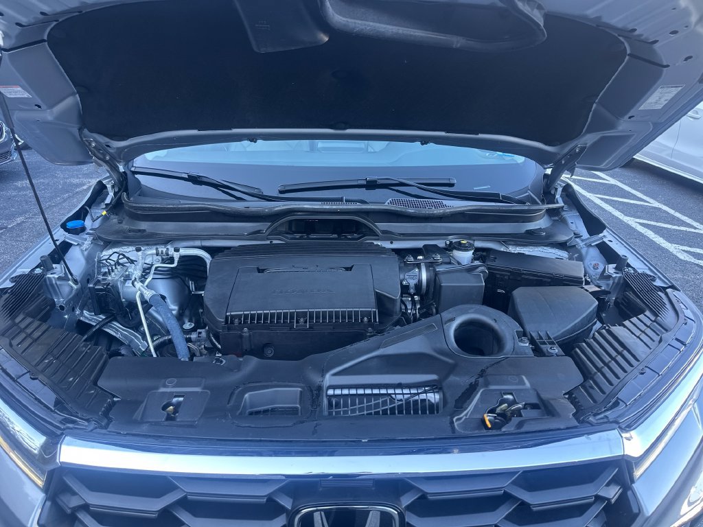 Used 2025 Honda Pilot EX-L image 25