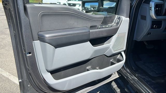 New 2026 Ford F250 XLT w/ XLT Premium Package image 15