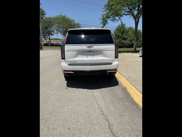 Used 2021 Cadillac Escalade Premium Luxury AWD/4WD image 2