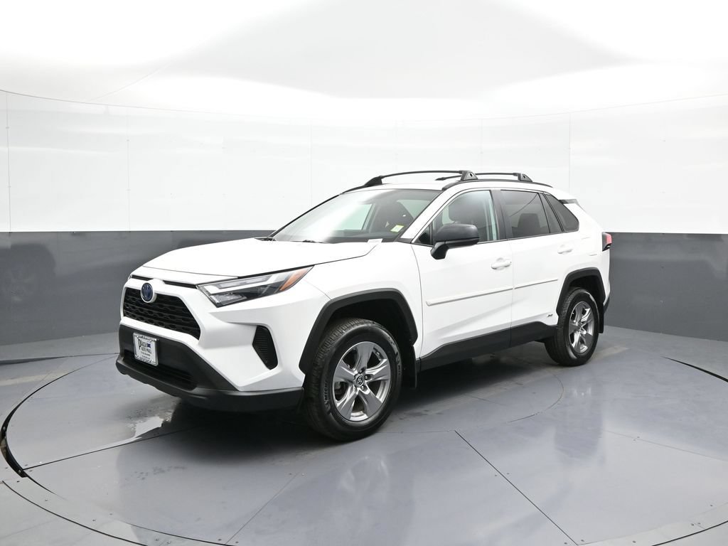 Certified 2024 Toyota RAV4 LE AWD/4WD image 1