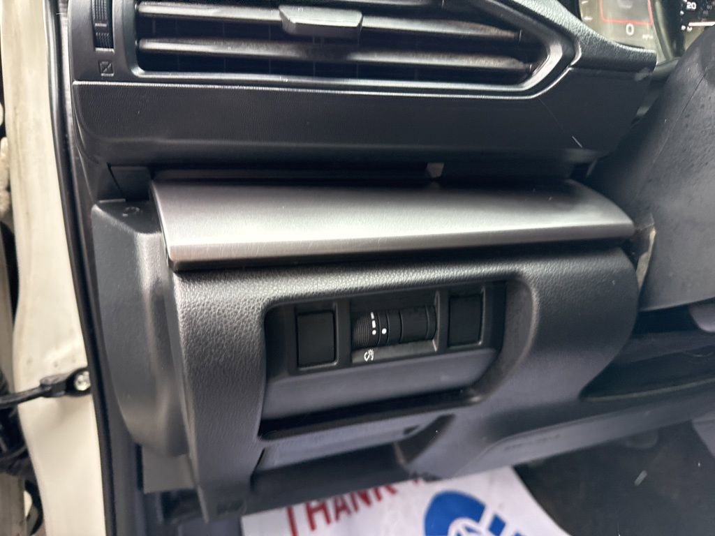 Used 2024 Subaru Impreza 2.0i image 16