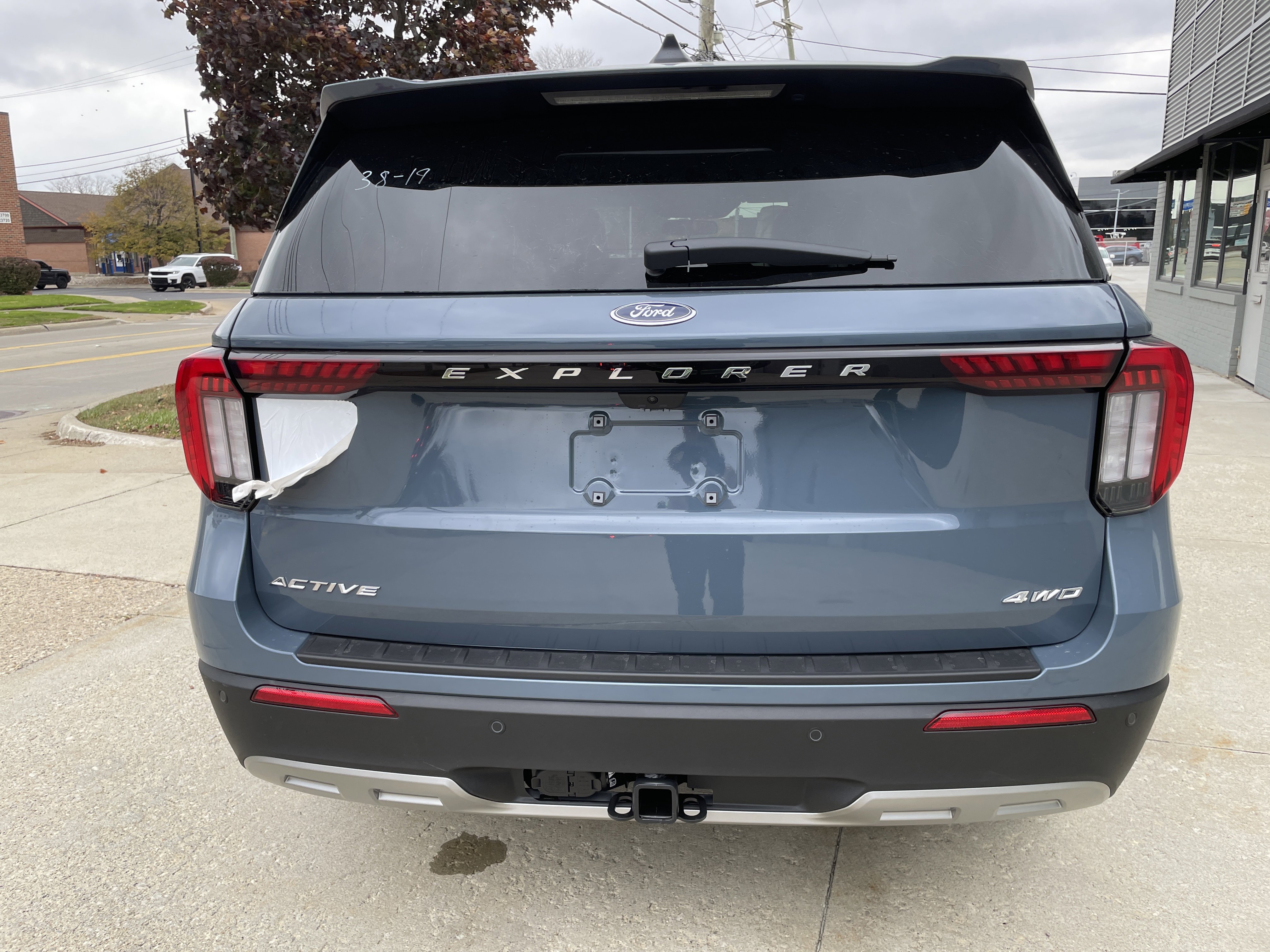 New 2026 Ford Explorer Active image 5