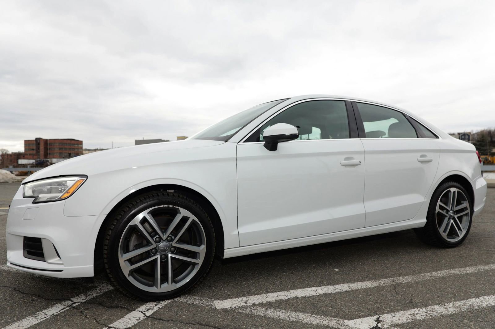 Used 2019 Audi A3 2.0T Premium w/ Convenience Package image 4