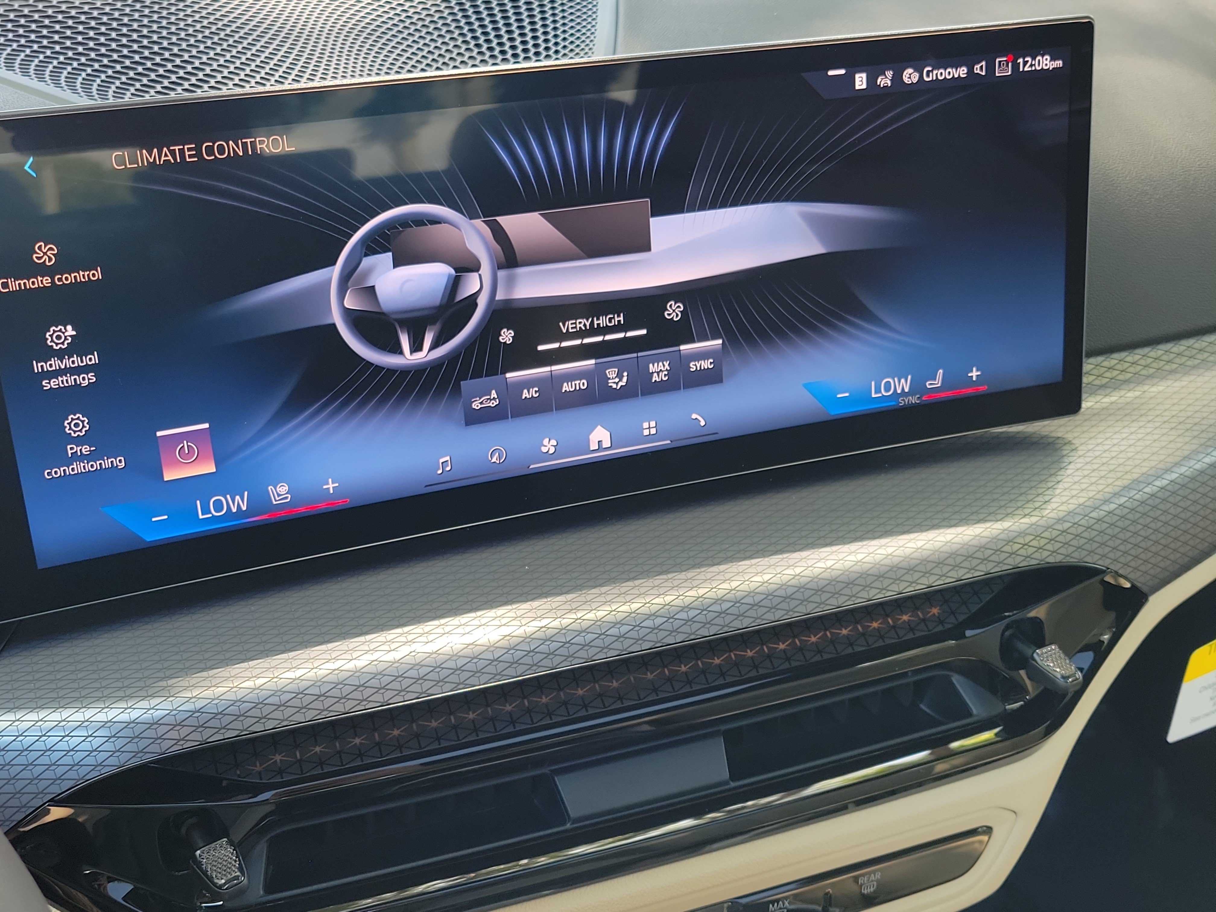 New 2026 BMW 330i Sedan w/ M Sport Package RWD image 29
