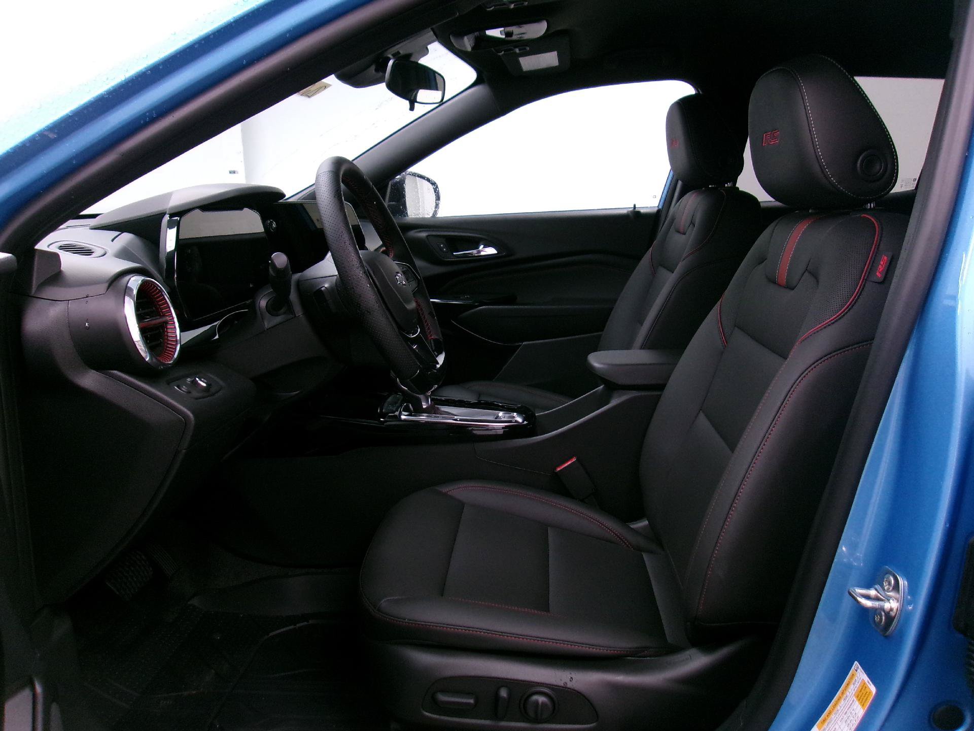 New 2026 Chevrolet Trax RS w/ Driver Confidence Package FWD image 8