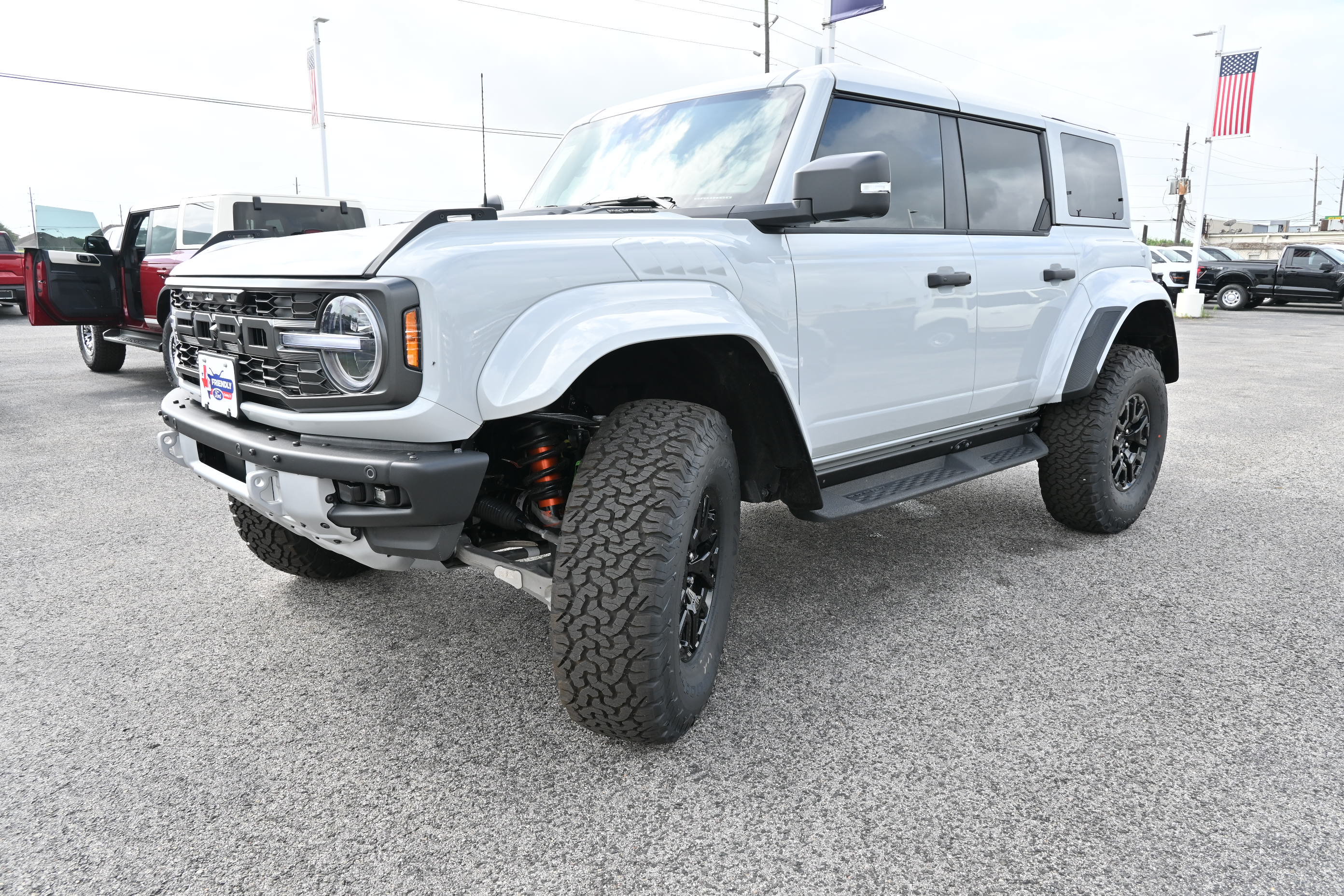 New 2026 Ford Bronco Raptor AWD/4WD image 9