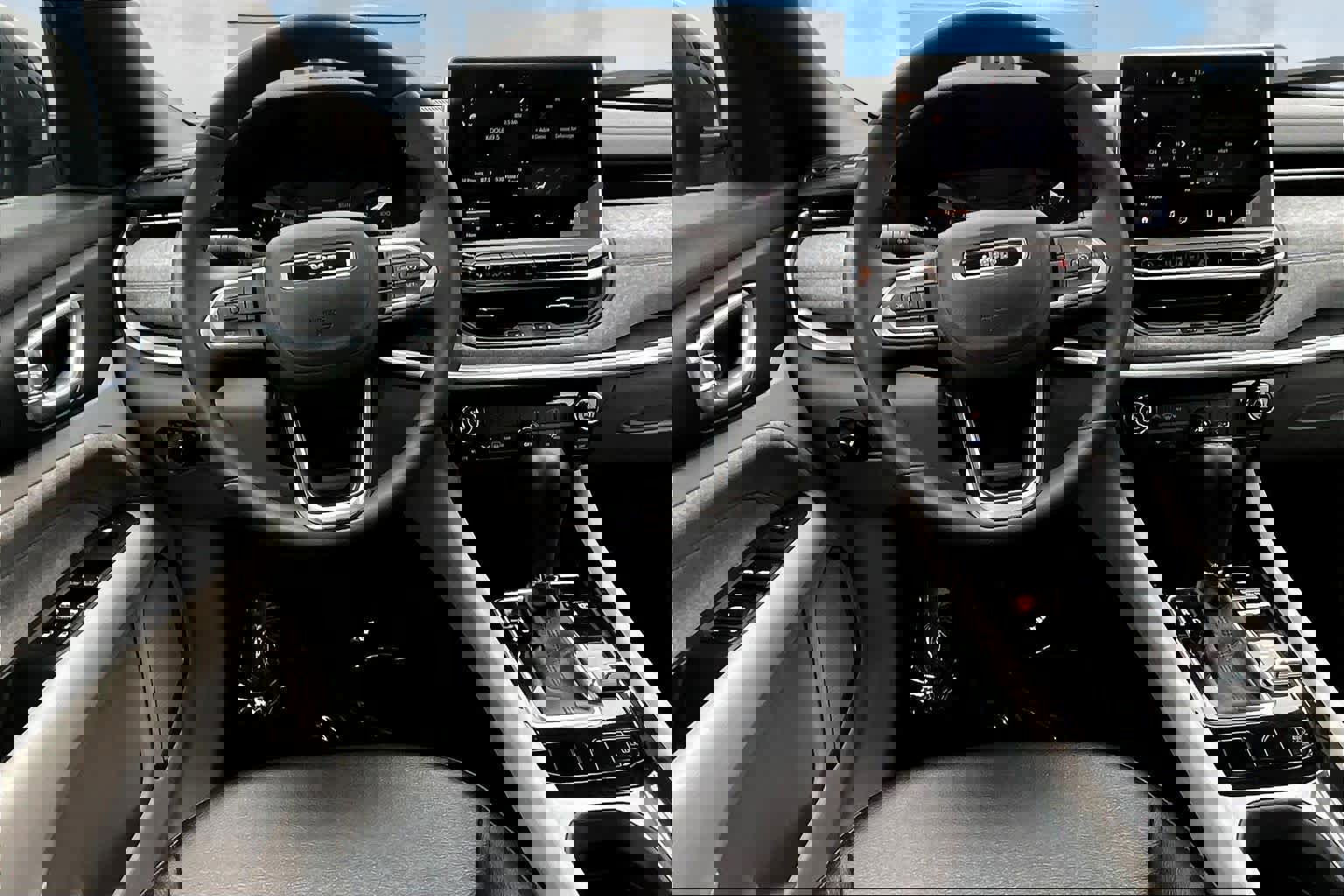 Used 2024 Jeep Compass Latitude image 21