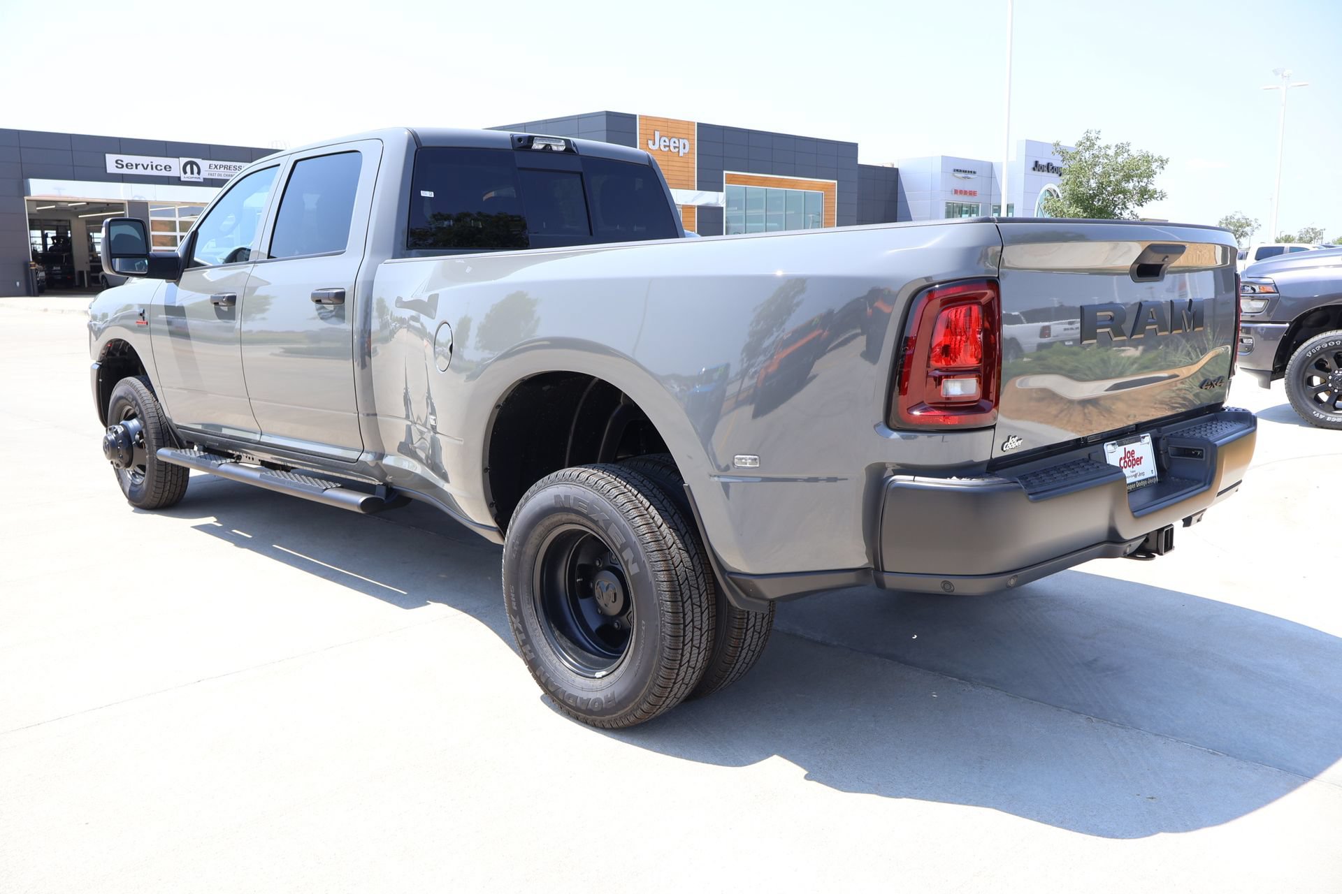 New 2026 RAM 3500 Tradesman AWD/4WD image 22