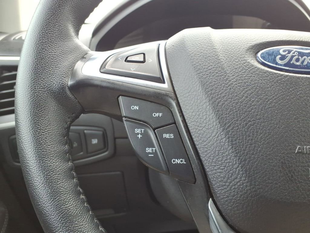 Certified 2024 Ford Edge SEL AWD/4WD image 16