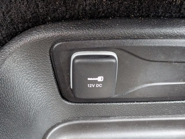 Used 2024 Chrysler Pacifica Limited FWD image 23