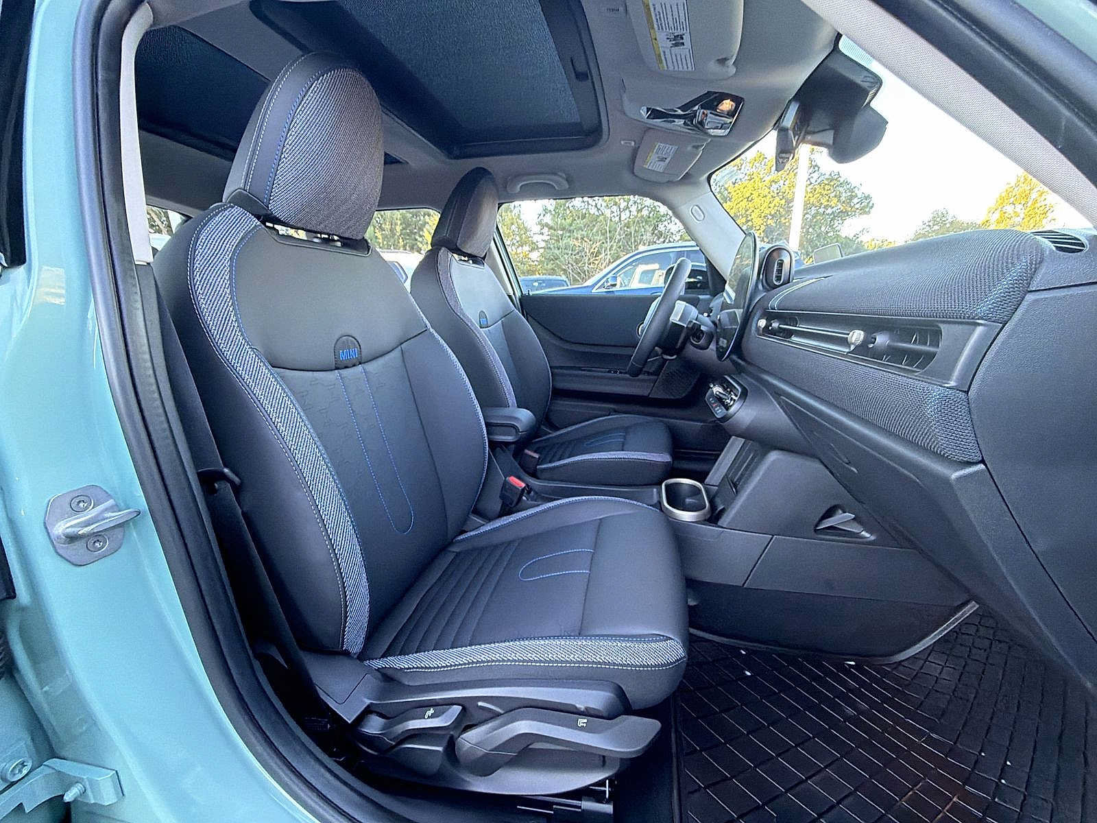 Used 2025 MINI Cooper S FWD image 22