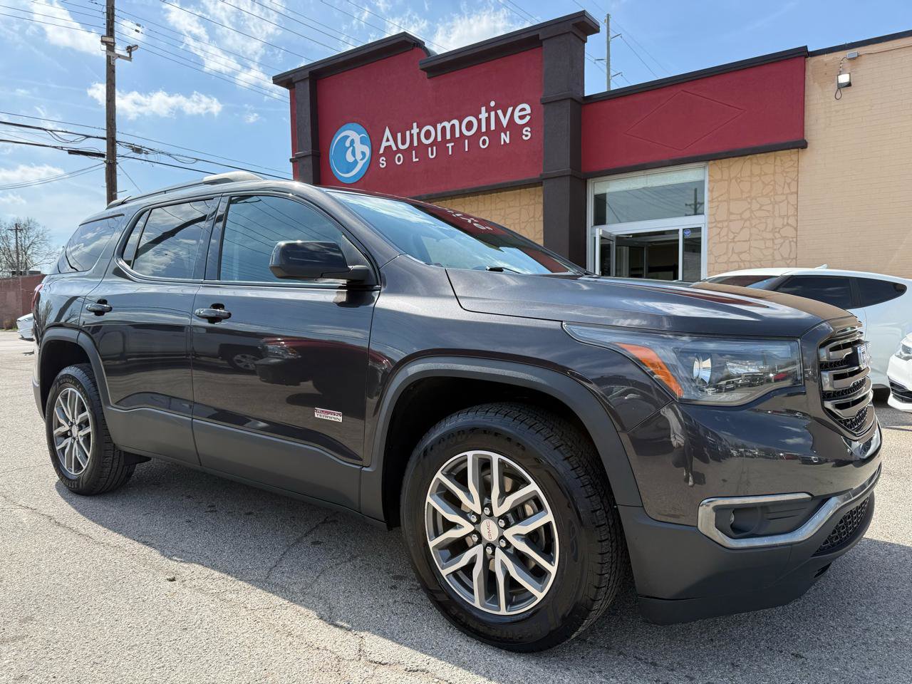 Used 2017 GMC Acadia SLE w/ Driver Alert Package I