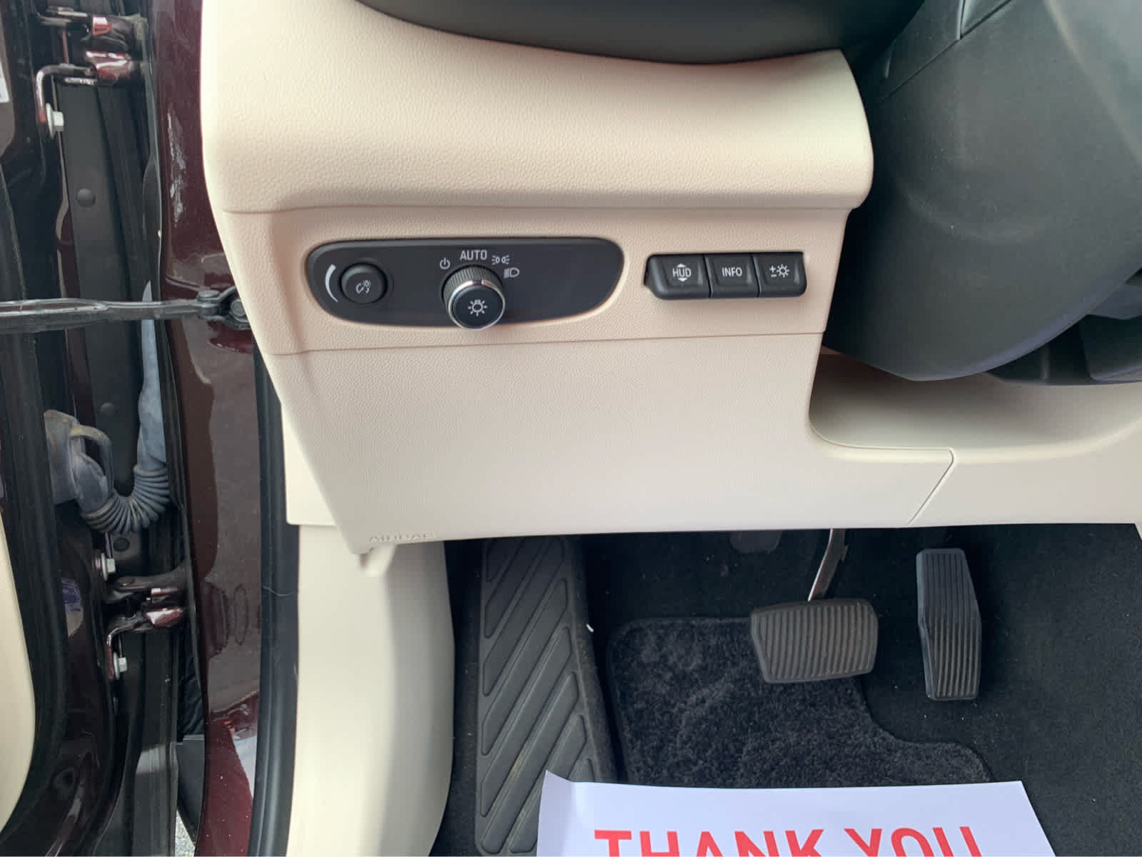 Used 2023 Buick Envision Avenir AWD/4WD image 14