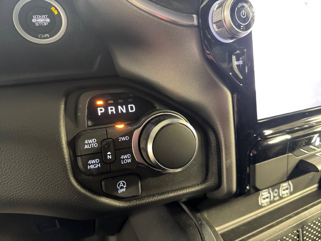 New 2026 RAM 1500 Big Horn AWD/4WD image 21