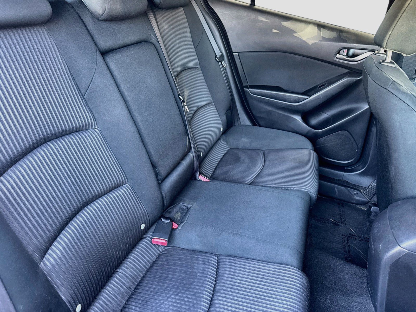 Used 2015 MAZDA MAZDA3 i Touring FWD image 16