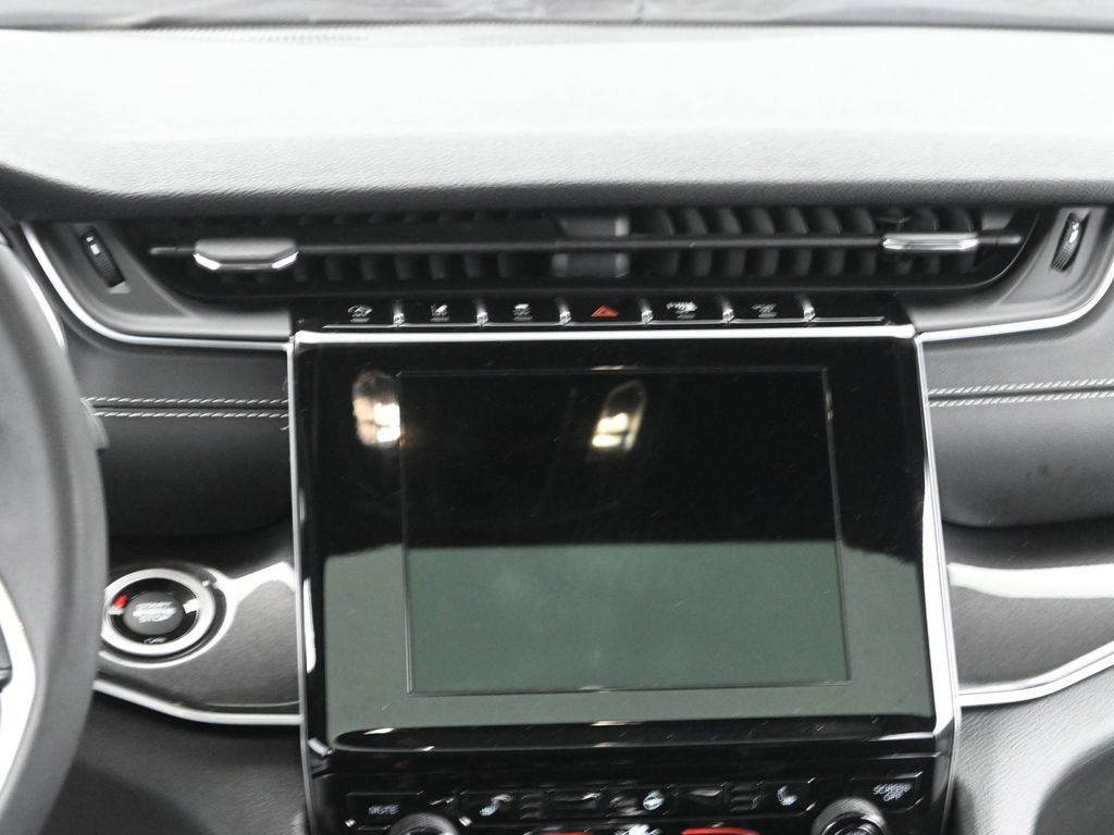 Used 2023 Jeep Grand Cherokee L Altitude image 28