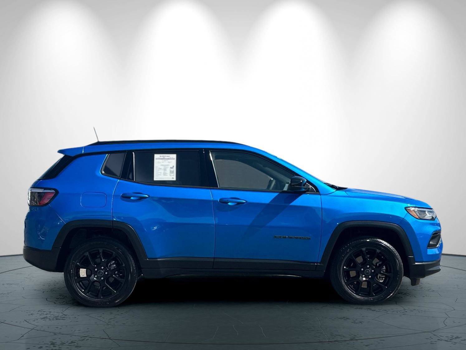 Certified 2026 Jeep Compass Latitude AWD/4WD image 3
