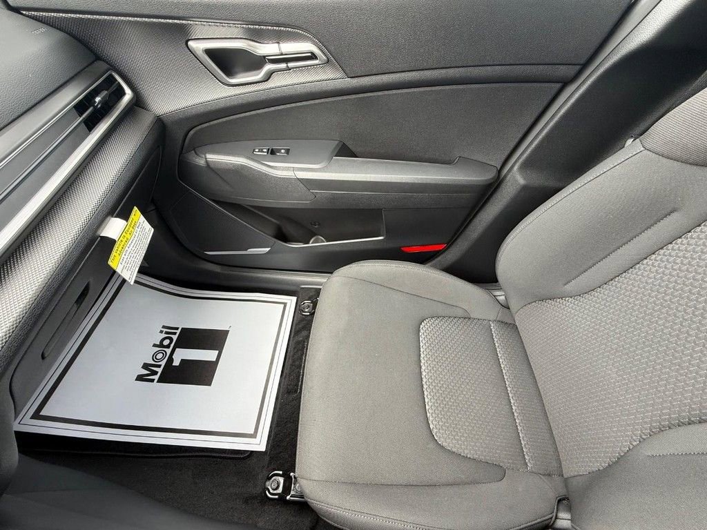 Used 2023 Kia Sportage LX AWD/4WD image 22
