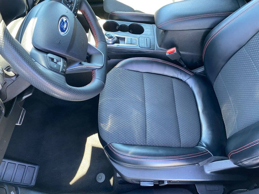 Certified 2023 Ford Escape ST-Line image 21