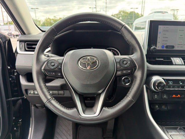 Used 2025 Toyota RAV4 XLE w/ Weather Package AWD/4WD image 23