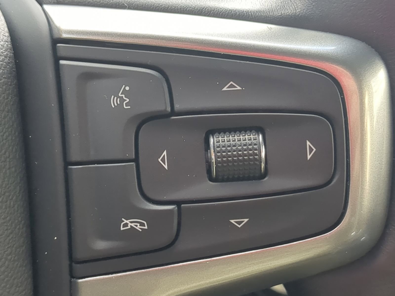 Used 2022 Chevrolet Silverado 1500 LTZ w/ LTZ Premium Package image 14