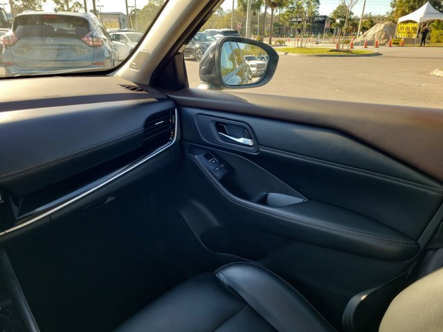 Certified 2023 Nissan Rogue SL w/ SL Premium Package image 19