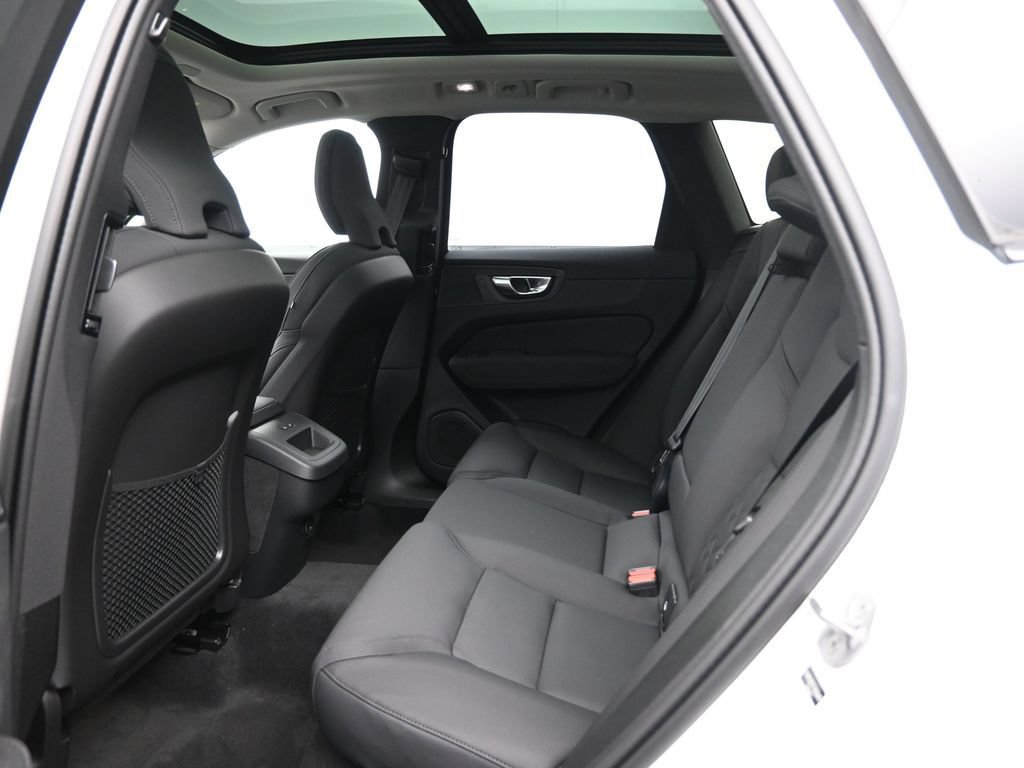 New 2026 Volvo XC60 B5 Plus w/ Climate Package AWD/4WD image 23