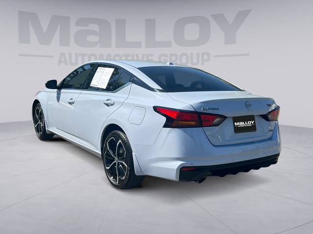 Used 2024 Nissan Altima 2.5 SR AWD/4WD image 3