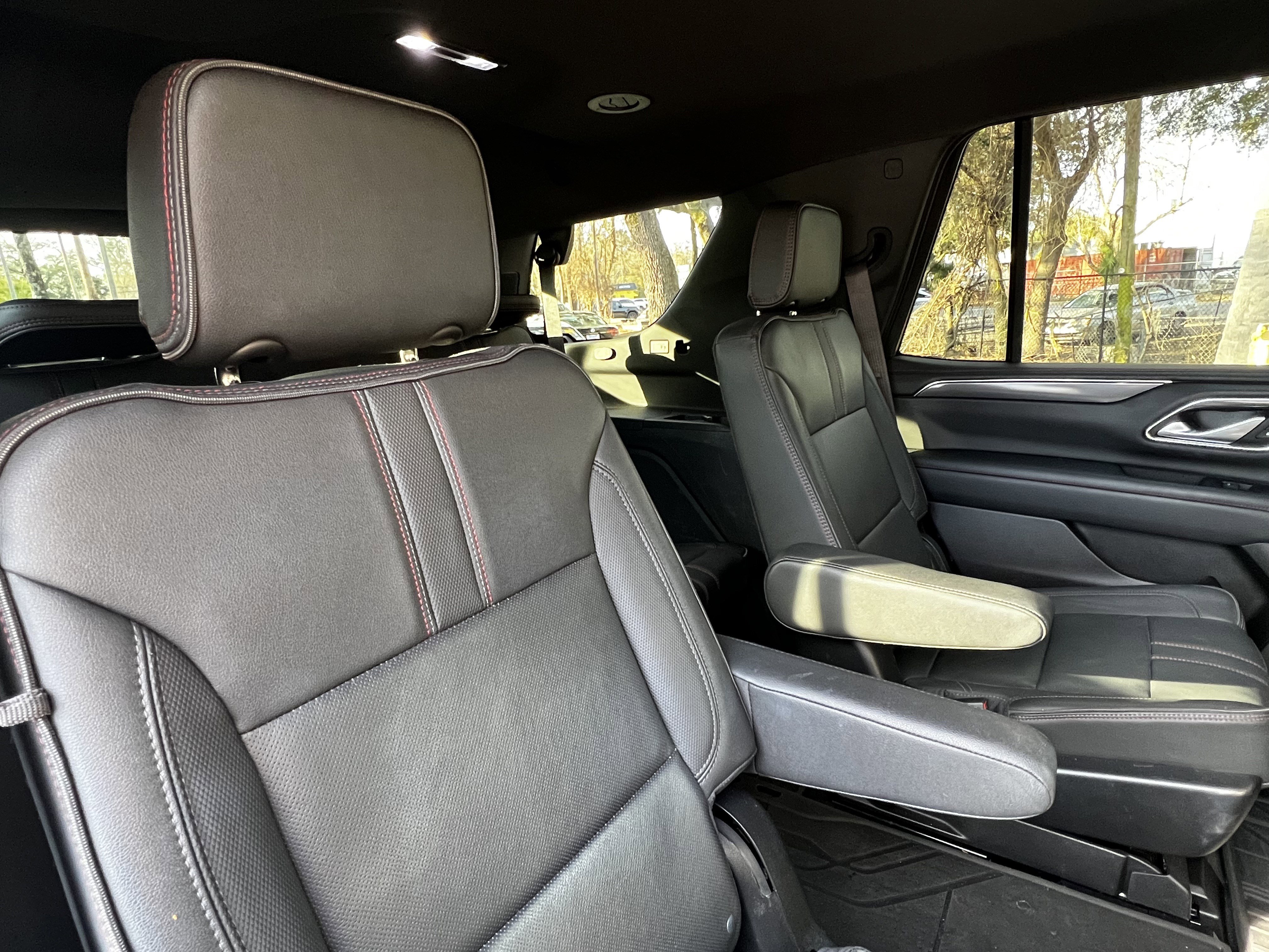 Used 2022 Chevrolet Tahoe RST w/ Luxury Package image 43
