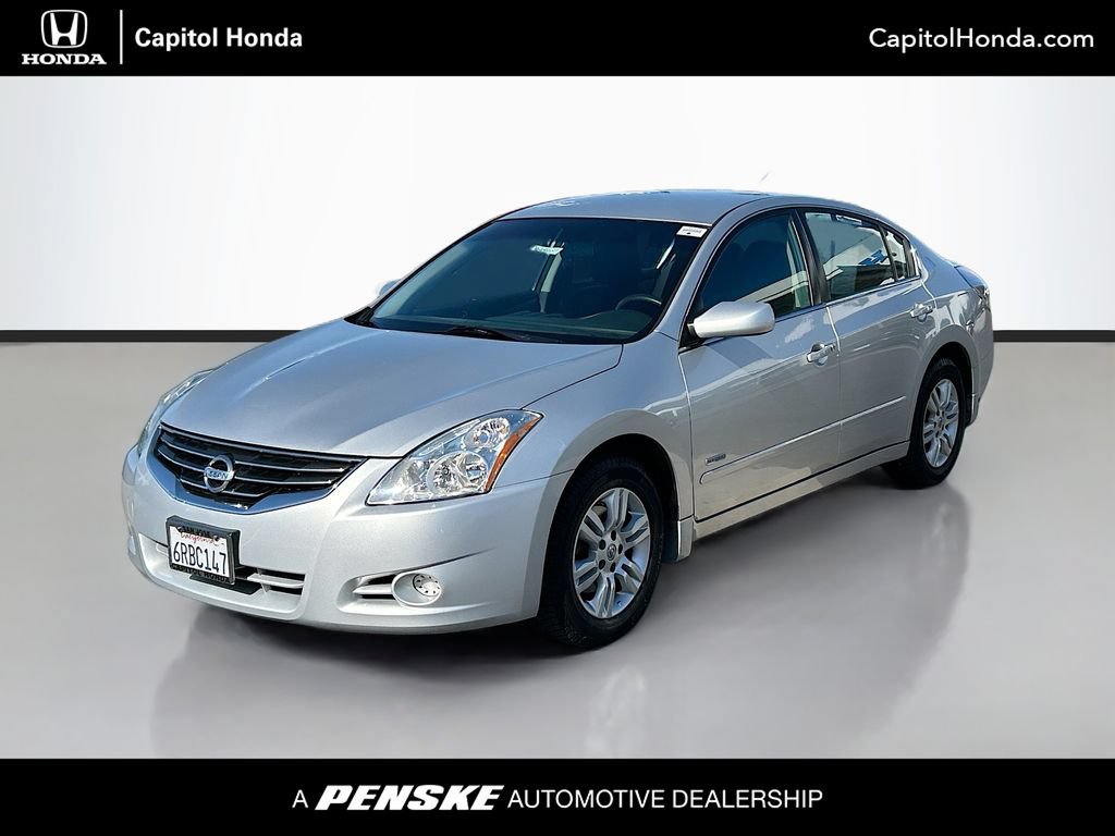 Used 2010 Nissan Altima Hybrid Sedan