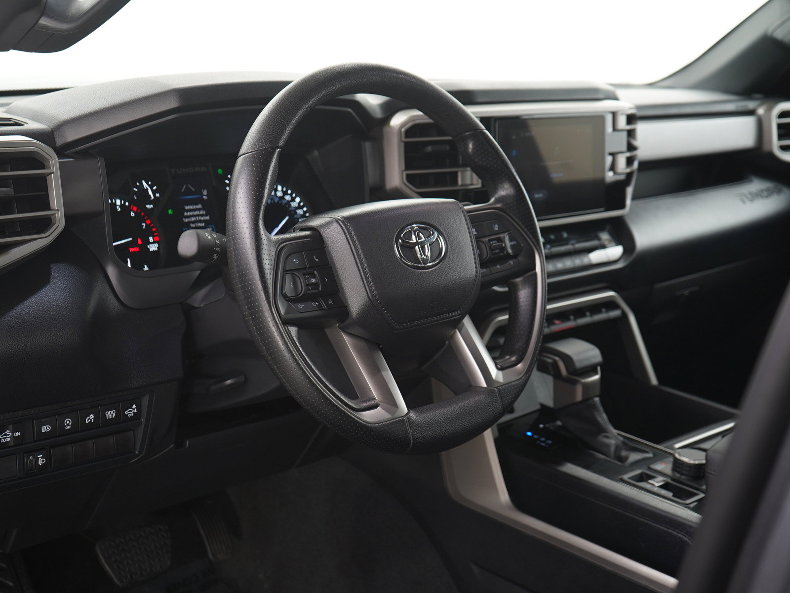 Used 2026 Toyota Tundra SR5 w/ SR5 Convenience Package AWD/4WD image 25
