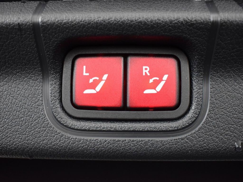 Used 2024 Mercedes-Benz EQE 350+ 4MATIC Sedan w/ AMG Line Exterior Package image 22