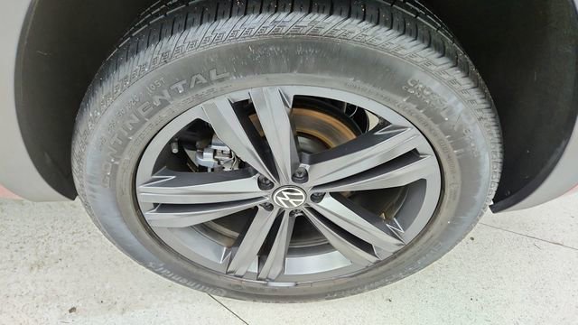 Used 2021 Volkswagen Atlas Cross Sport SE w/ Panoramic Sunroof Package image 57