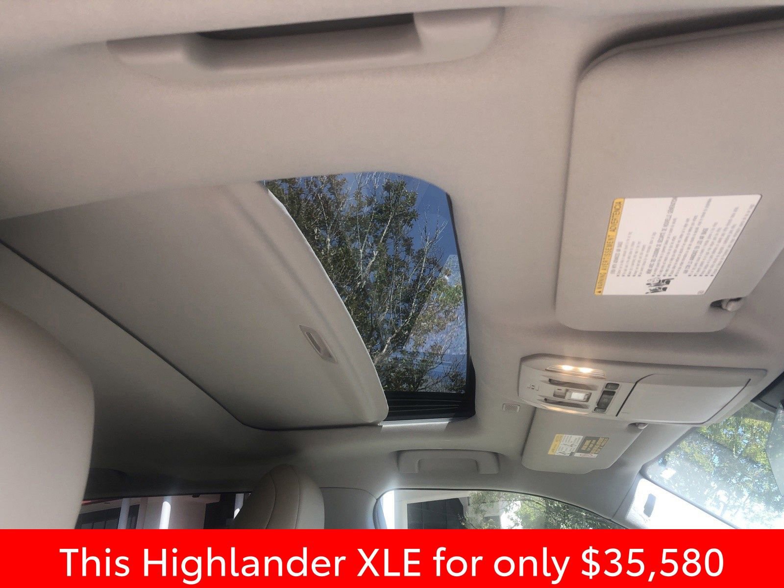 Used 2021 Toyota Highlander XLE FWD image 7