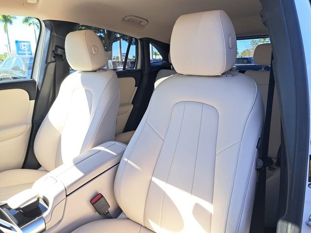 Used 2023 Mercedes-Benz GLA 250 w/ Premium Package image 18