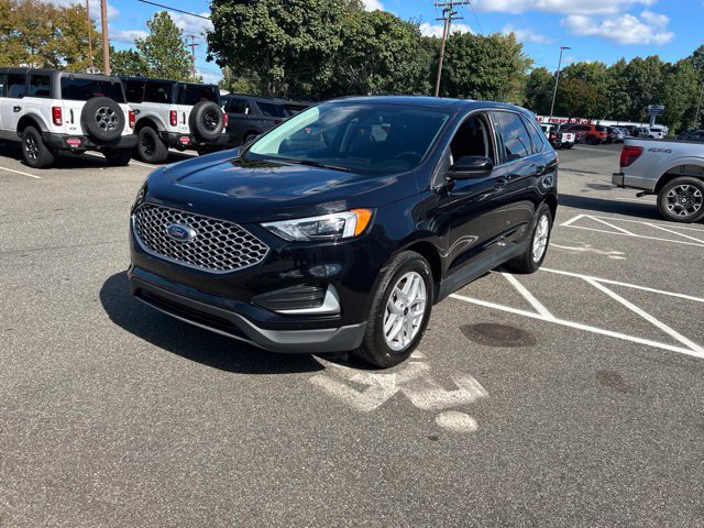 Used 2024 Ford Edge SEL AWD/4WD image 3