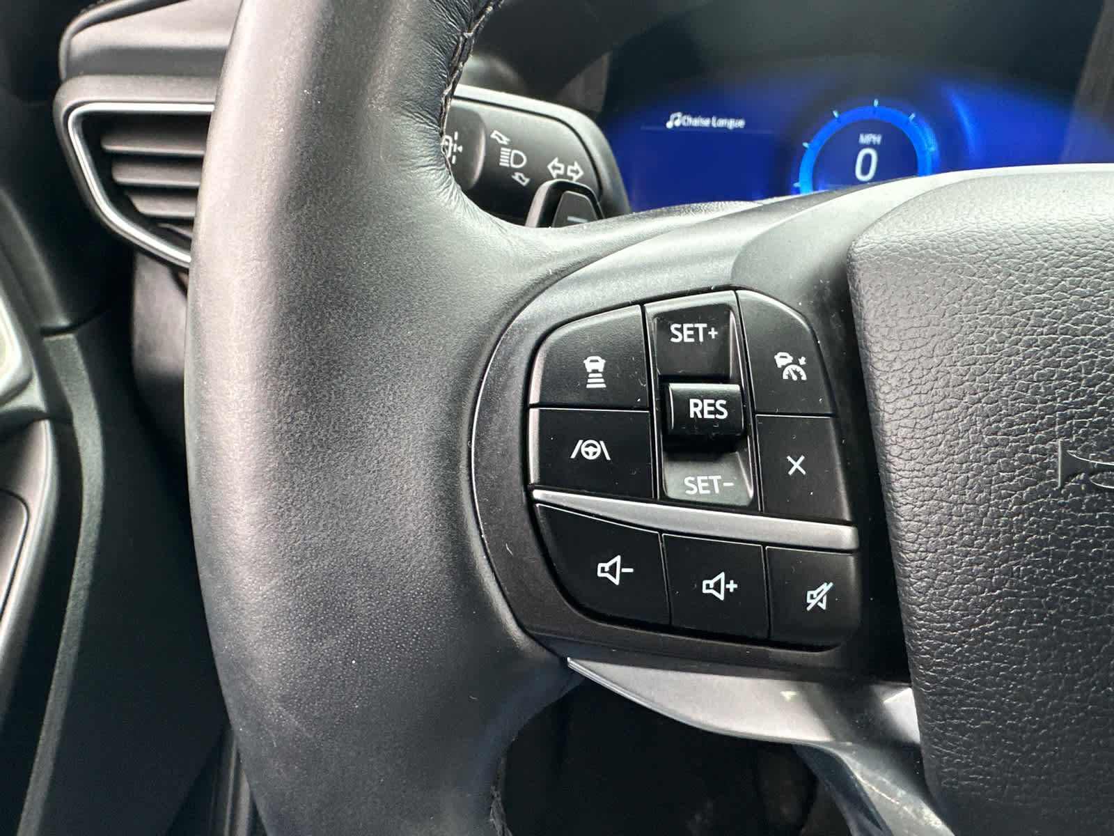 Used 2020 Ford Explorer Platinum image 20