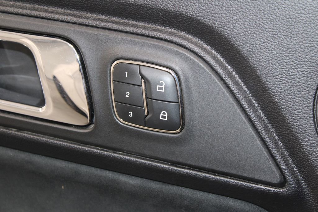 Used 2017 Ford Mustang GT Premium w/ Equipment Group 401A image 25