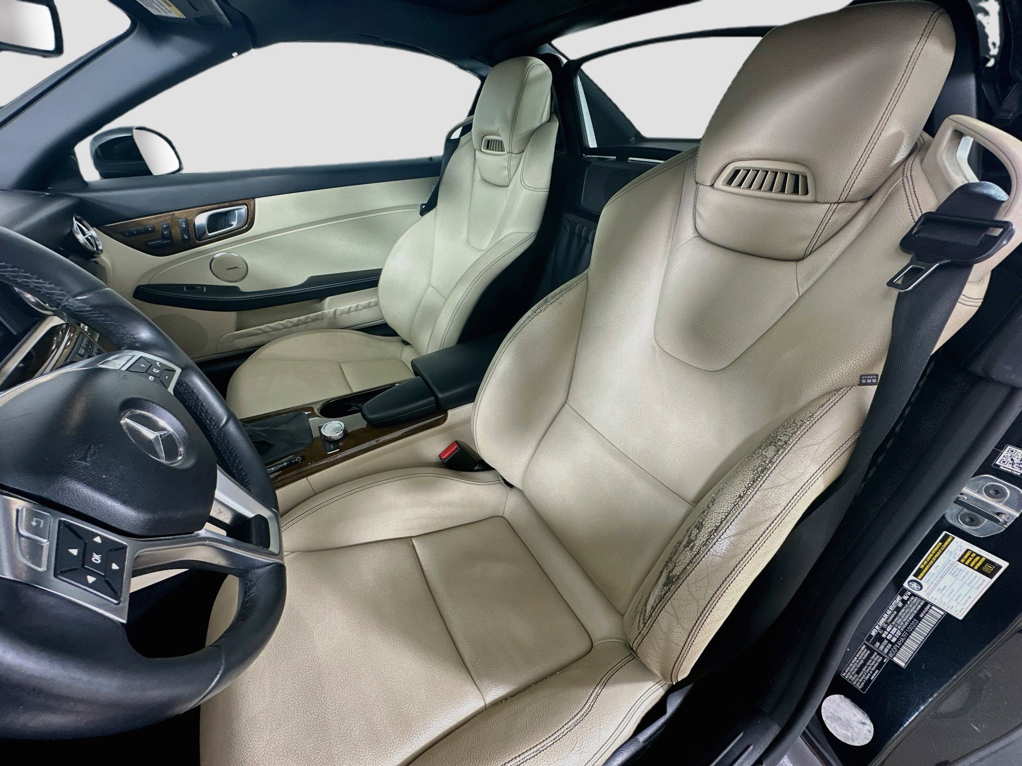 Certified 2015 Mercedes-Benz SLK 250 image 25