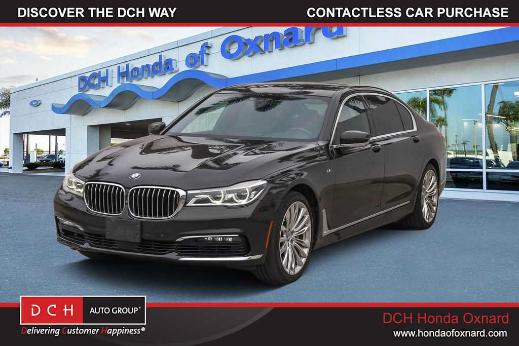 Used 2017 BMW 750i RWD image 1