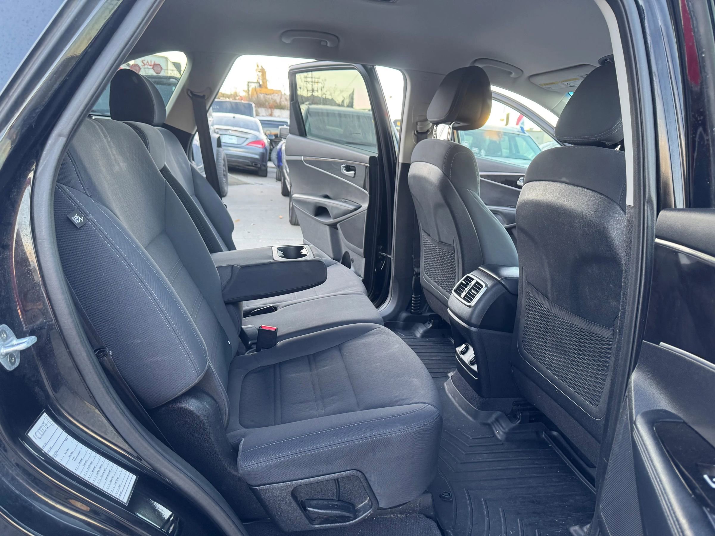 Used 2017 Kia Sorento LX Sport Utility 4D image 16